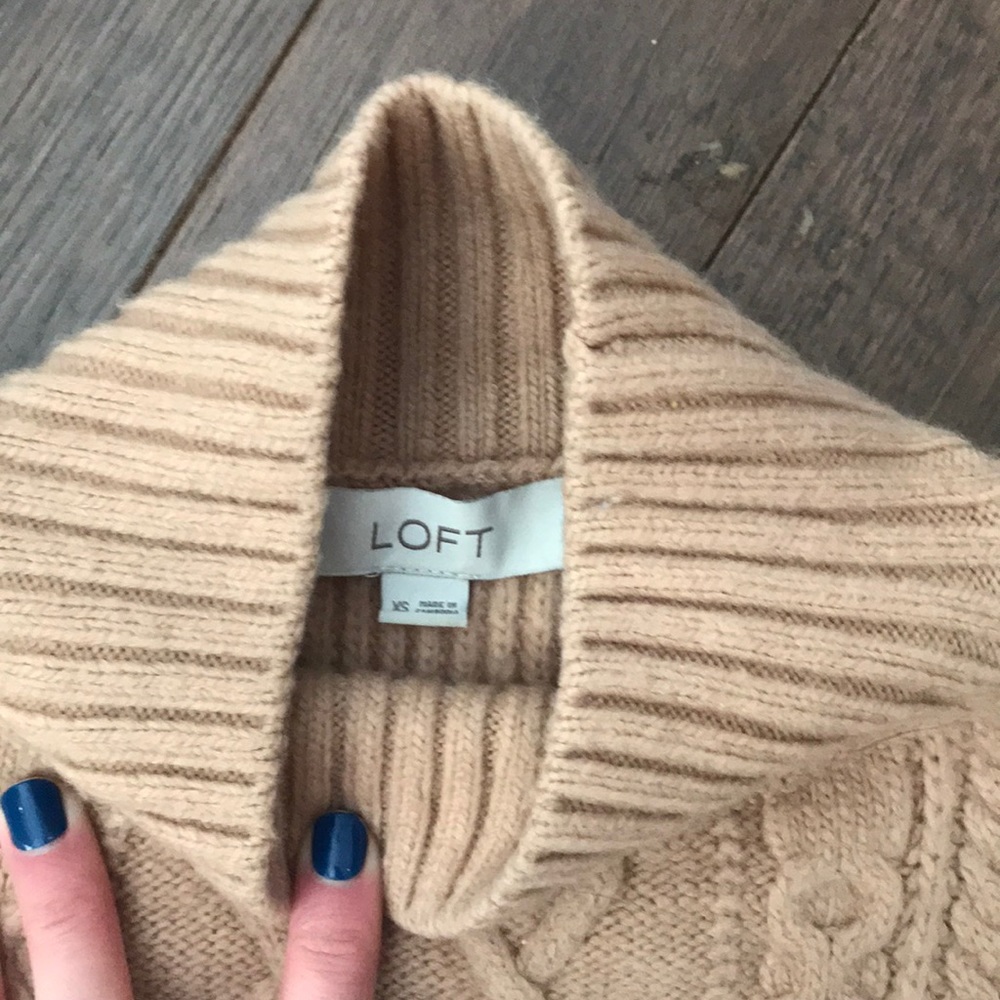 LOFT Cropped Sweater - Picture 2 of 5